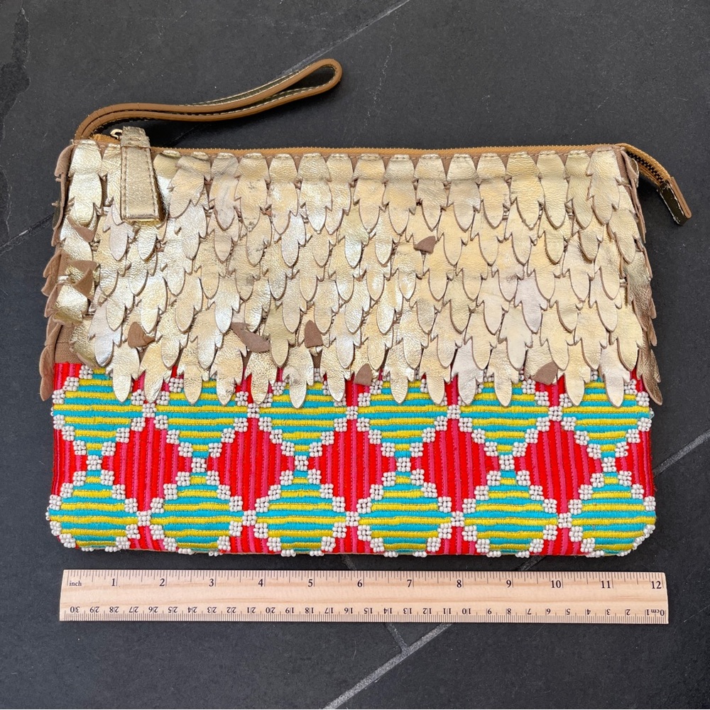 Jasper & Jeera clutch purse from Anthropologie, metallic gold leather - Picture 5 of 8